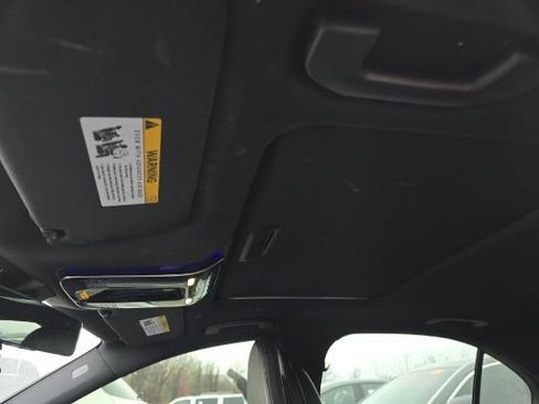 Used 2023 Mercedes-Benz C 300 4MATIC Sedan image 8