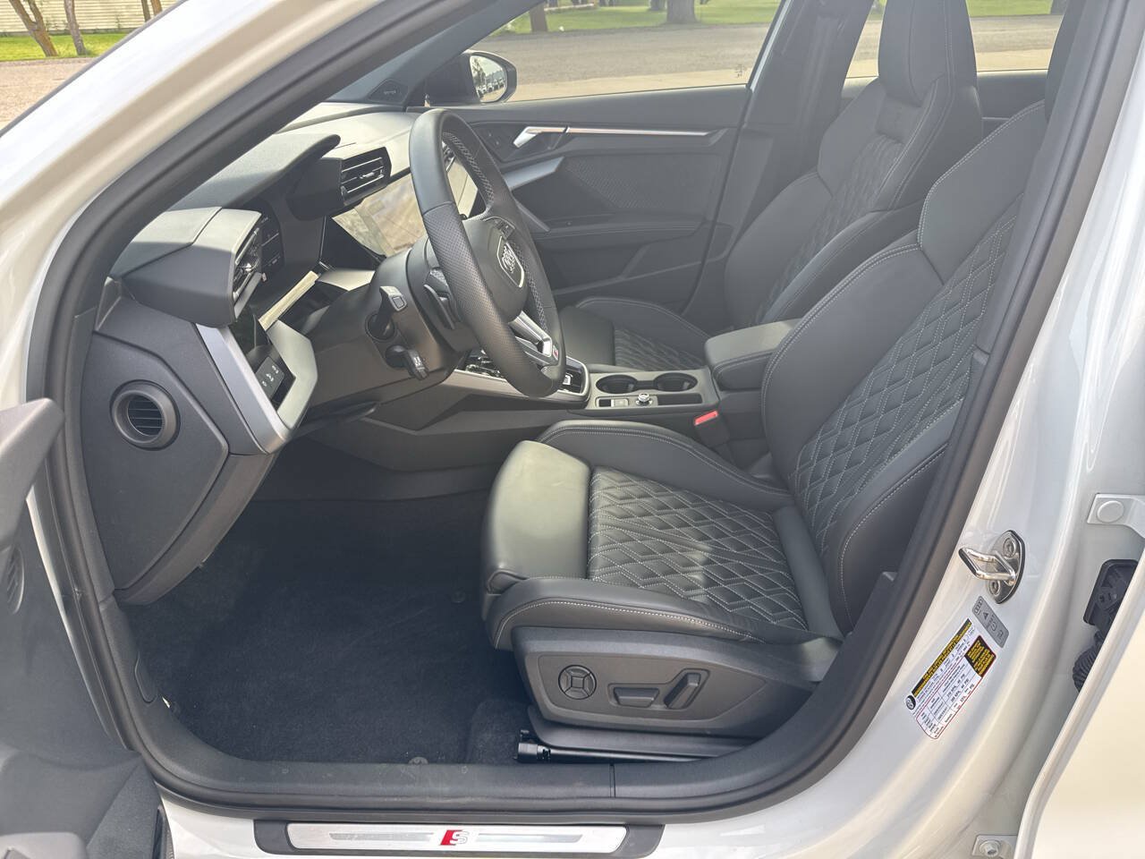 Used 2025 Audi S3 Premium Plus w/ Premium Plus Package AWD/4WD image 10