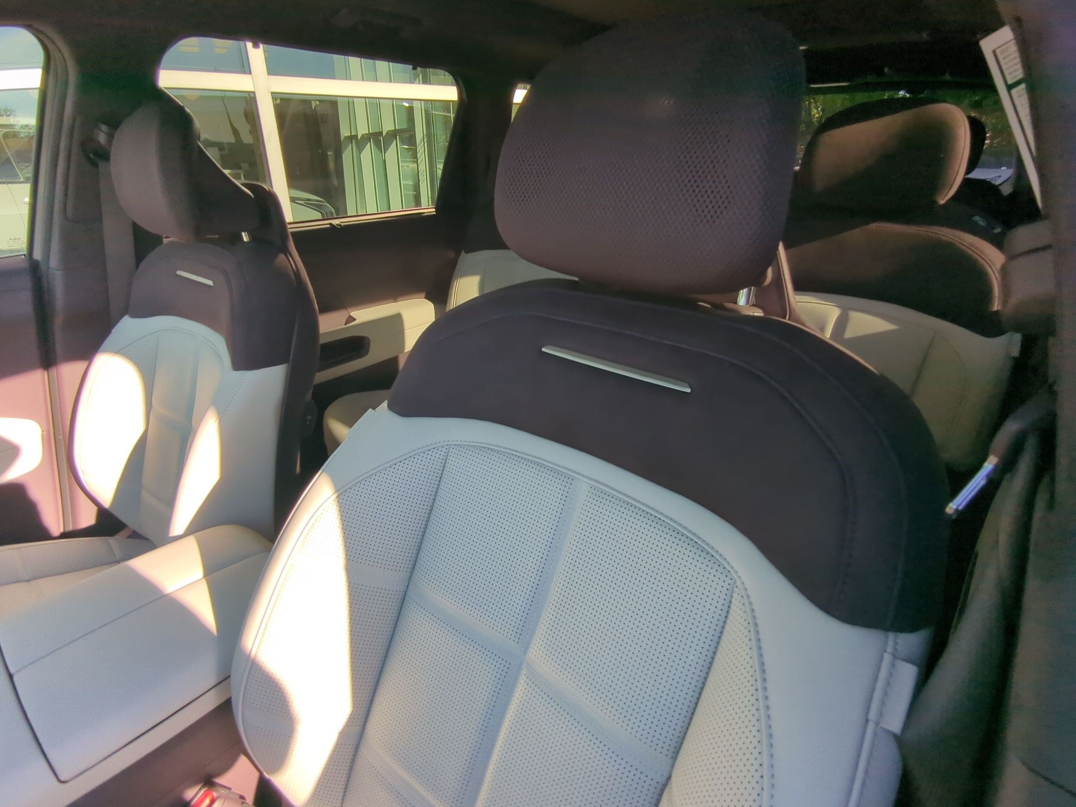 New 2027 Kia Telluride SX Prestige AWD/4WD image 8
