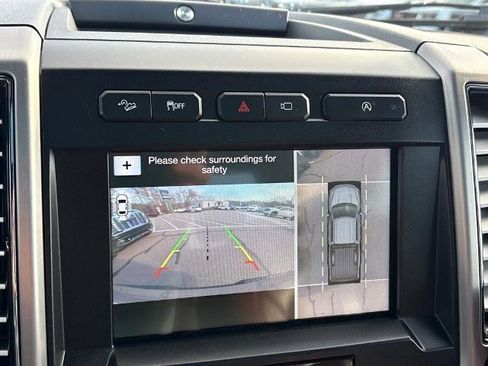 Used 2018 Ford F150 Platinum w/ Equipment Group 701A Luxury image 13