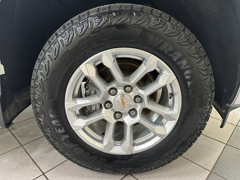 Certified 2025 Chevrolet Silverado 1500 LT image 17