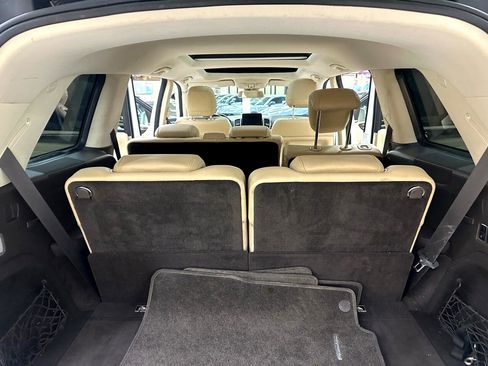 Used 2018 Mercedes-Benz GLS 450 4MATIC w/ Premium Package image 12