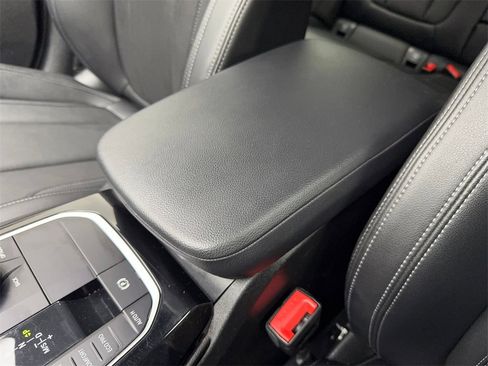 Used 2024 BMW X3 sDrive30i w/ Convenience Package image 72