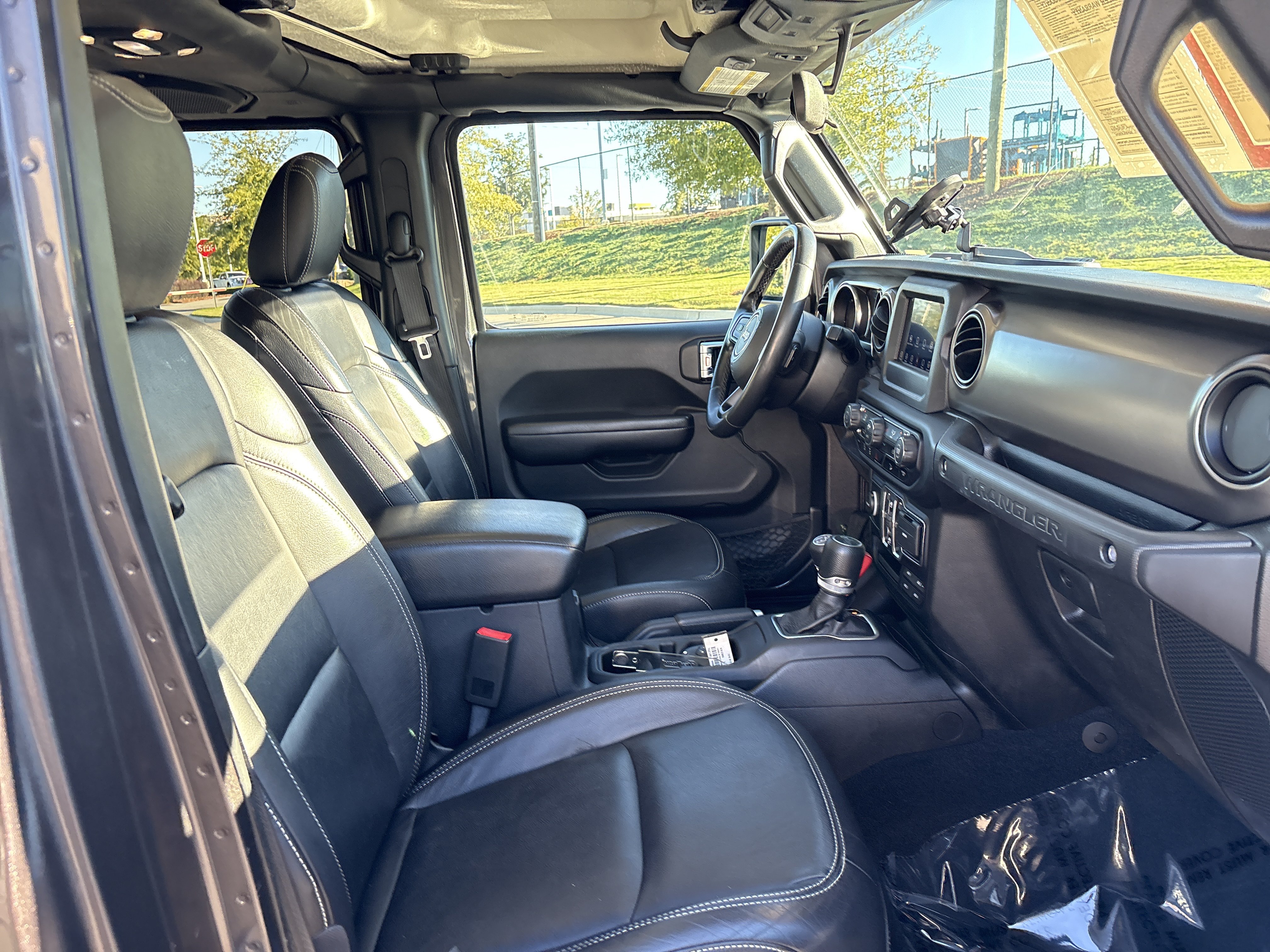 Used 2020 Jeep Wrangler Unlimited Sport S AWD/4WD image 24