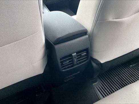 Certified 2026 Toyota Corolla Cross LE FWD image 13