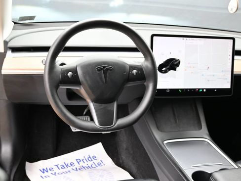 Used 2022 Tesla Model 3 RWD image 34