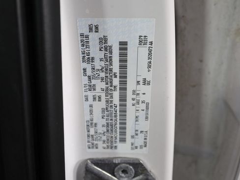 Used 2016 Ford Escape SE FWD image 39
