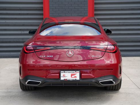 Used 2024 Mercedes-Benz CLE 300 4MATIC Coupe image 10