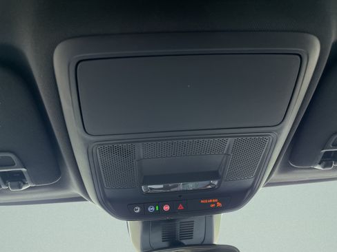 New 2027 Chevrolet Equinox LT AWD/4WD image 14