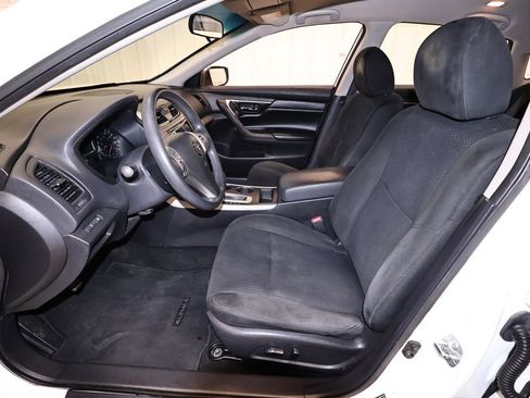 Used 2015 Nissan Altima 2.5 S w/ Power Driver Seat Package FWD image 13