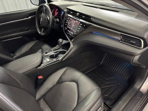 Used 2020 Toyota Camry XSE image 26