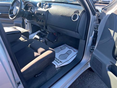 Used 2007 Mitsubishi Raider LS RWD image 15