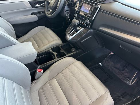 Used 2017 Honda CR-V LX image 16