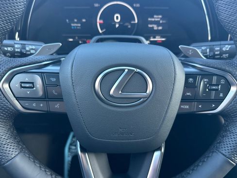 New 2026 Lexus TX 500h AWD image 20