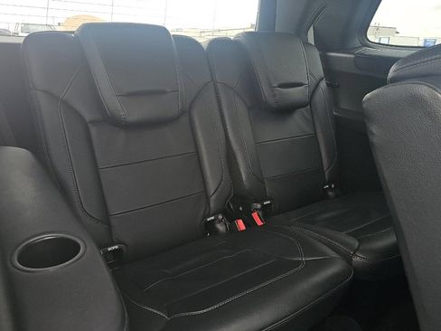 Used 2018 Mercedes-Benz GLS 550 4MATIC w/ Driver Assistance Package image 7