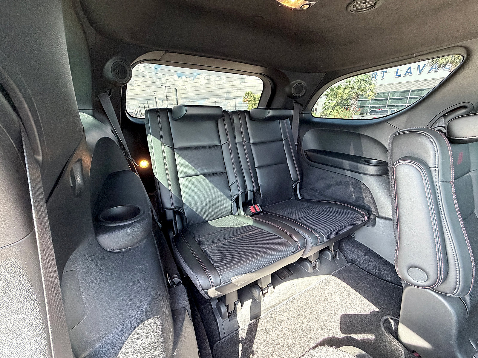 Used 2022 Dodge Durango R/T w/ Tow 'N Go Package AWD/4WD image 17