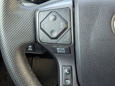 Certified 2022 Toyota Tacoma TRD Off-Road w/ TRD Premium Off Road Package image 24