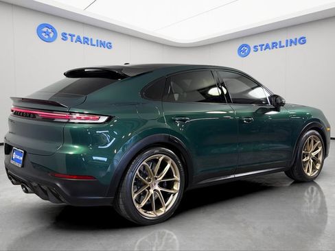 Used 2025 Porsche Cayenne Turbo GT AWD/4WD image 10