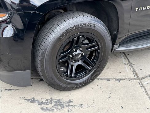 Used 2017 Chevrolet Tahoe LT AWD/4WD image 11