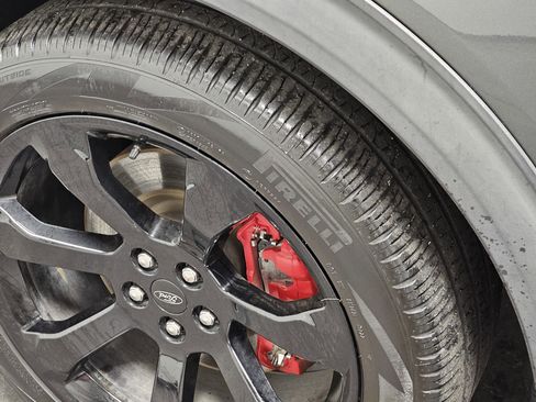 Used 2020 Ford Explorer ST image 10