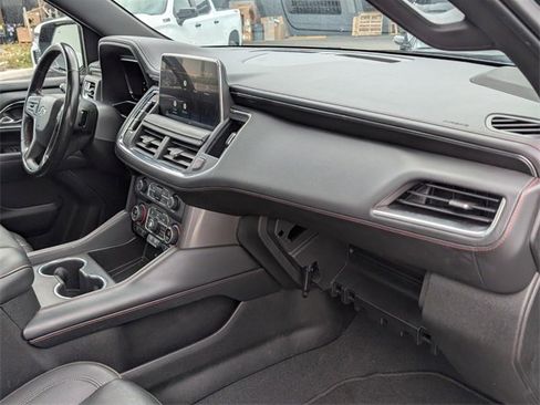 Used 2022 Chevrolet Suburban RST w/ Luxury Package image 14