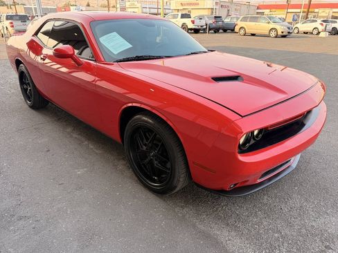 Used 2016 Dodge Challenger SXT Plus RWD image 6