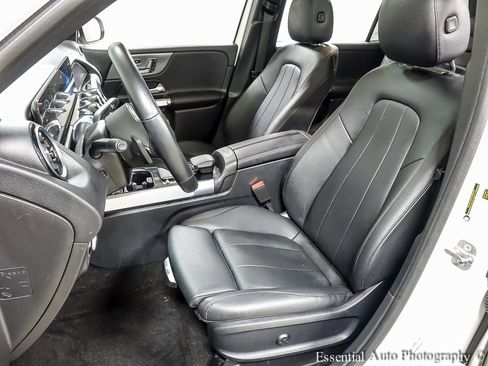 Used 2023 Mercedes-Benz GLB 250 GLB 250 image 9