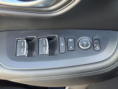 Used 2026 Honda HR-V EX-L image 25
