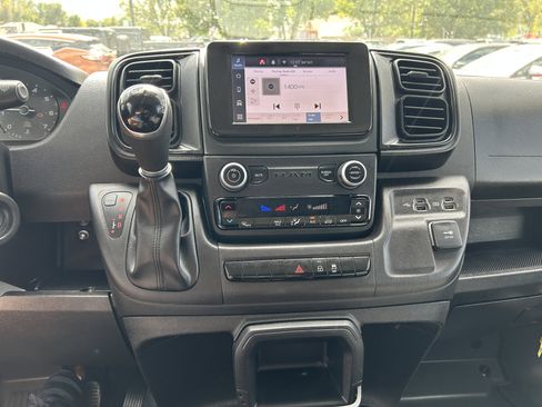 Used 2022 RAM ProMaster 2500 image 13