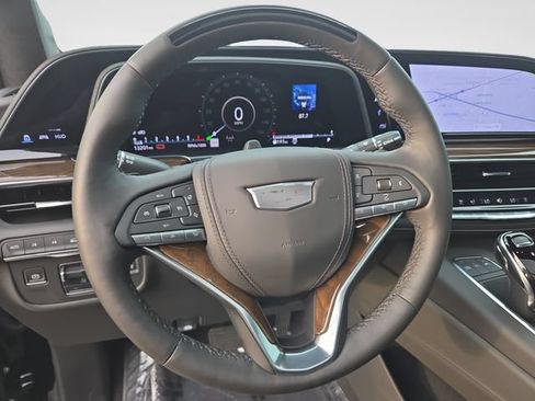 Certified 2024 Cadillac Escalade Sport Platinum w/ LPO, ONYX Package AWD/4WD image 21