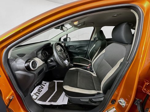 Used 2020 Nissan Versa SV FWD image 19