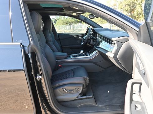 Used 2025 Audi RS Q8 performance image 25