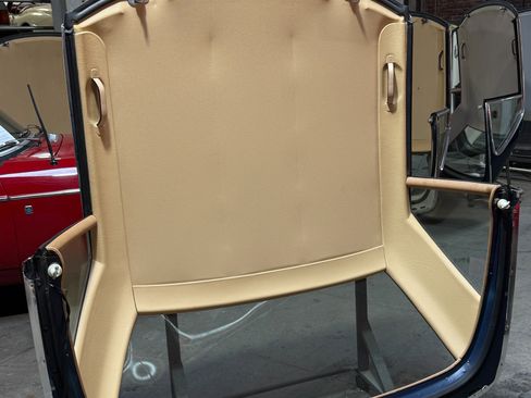 Used 1987 Mercedes-Benz 560 SL image 44