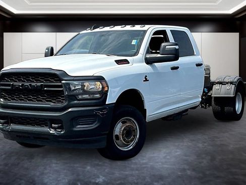 Used 2023 RAM 3500 Tradesman w/ Cold Weather Group RWD image 3