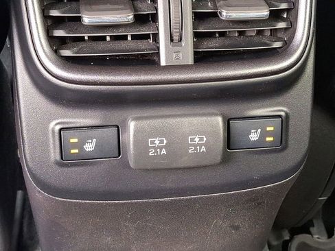 Used 2022 Subaru Outback Wilderness image 14