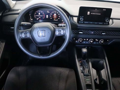 Used 2023 Honda Accord EX image 11
