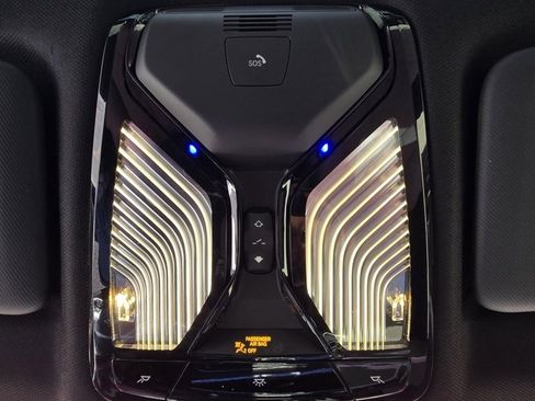 Used 2023 BMW X5 sDrive40i w/ M Sport Package image 22