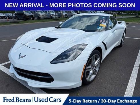 Used 2016 Chevrolet Corvette Stingray Coupe RWD image 3