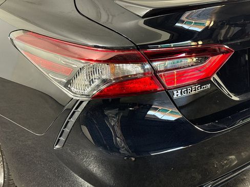 Used 2024 Toyota Camry SE image 35