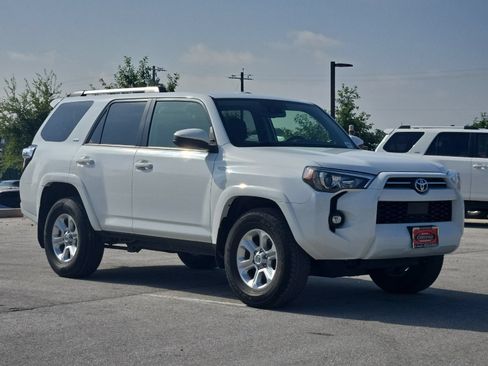 Certified 2024 Toyota 4Runner SR5 RWD image 7