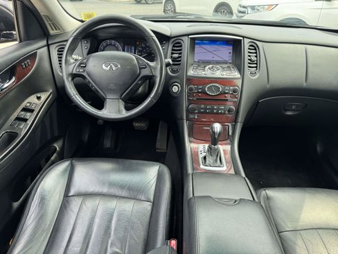 Used 2017 INFINITI QX50 AWD w/ Premium Plus Package image 10