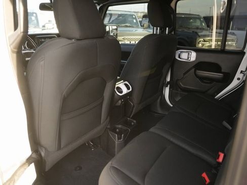 Used 2020 Jeep Wrangler Unlimited Sport image 11