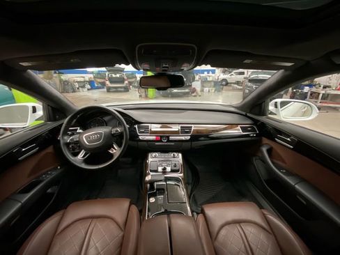 Used 2014 Audi A8 L 3.0T w/ Luxury Package image 28