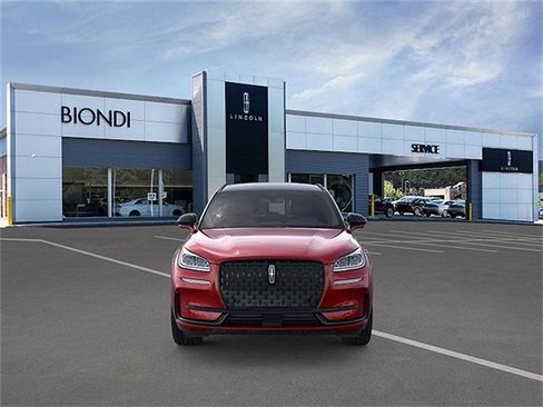 New 2026 Lincoln Corsair Reserve w/ Jet Appearance Package AWD/4WD image 6