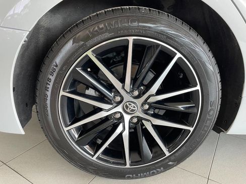 Used 2024 Toyota Camry SE image 11