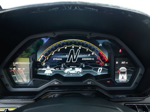 Used 2020 Lamborghini Aventador SVJ AWD/4WD image 92