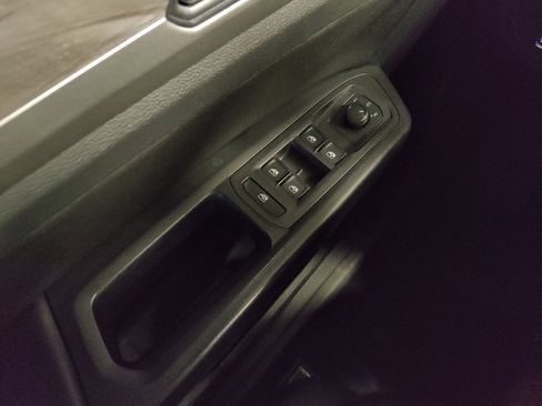Used 2020 Volkswagen Atlas Cross Sport SE FWD image 27