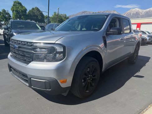 Used 2024 Ford Maverick Lariat w/ Black Appearance Package AWD/4WD image 8