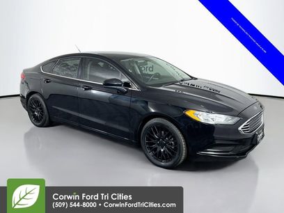 Used 2017 Ford Fusion SE w/ Fusion SE Technology Package