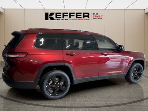 New 2025 Jeep Grand Cherokee L Limited w/ Luxury Tech Group II RWD image 6